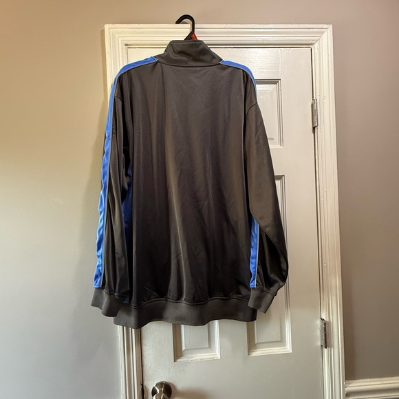 Majestic NBA Jacket in Blue and Gray - Picture 2 of 3